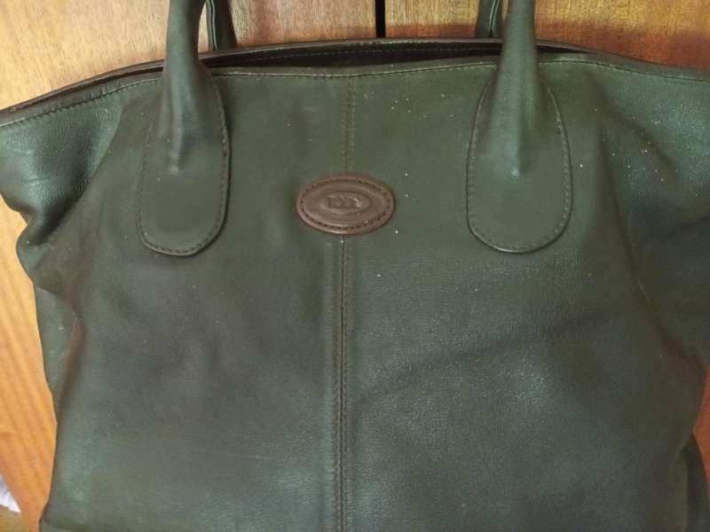 VINTAGE Genuine Leather Tod's Handbag