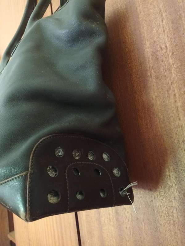 VINTAGE Genuine Leather Tod's Handbag