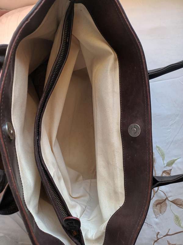 VINTAGE Genuine Leather Tod's Handbag