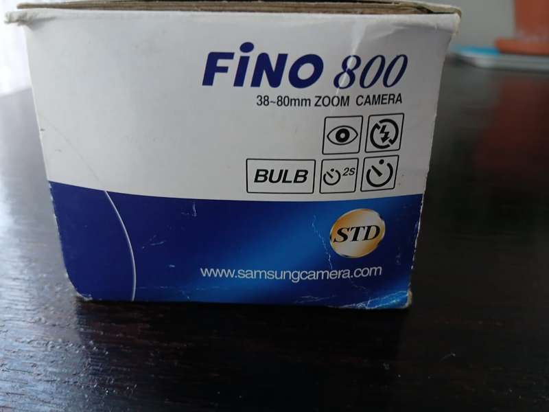 Samsung Fino 800 35mm Point and Shoot Film Camera with 38-80mm Zoom Lens