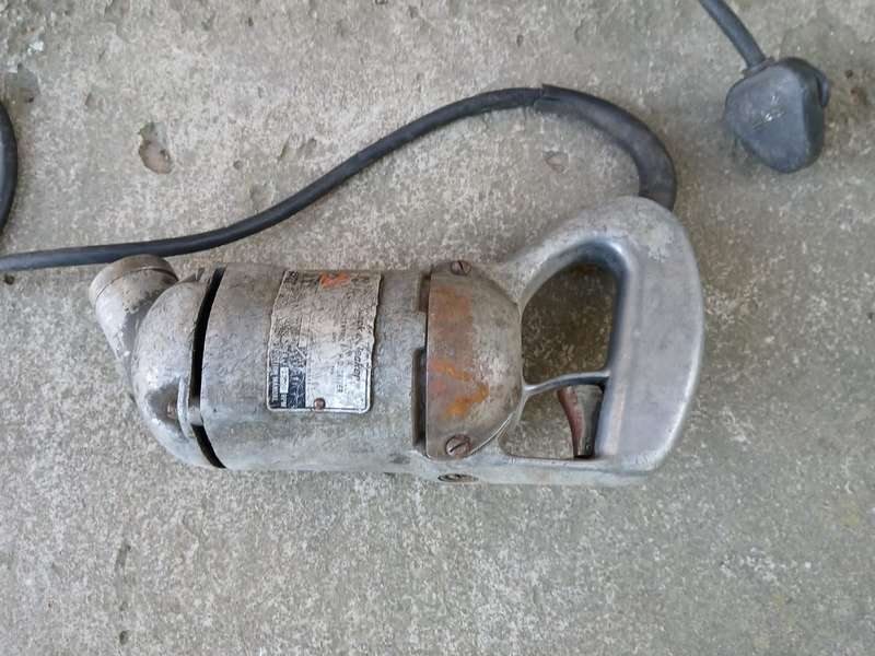 VINTAGE Black & Decker Vibro-Centric Valve Seat Grinder