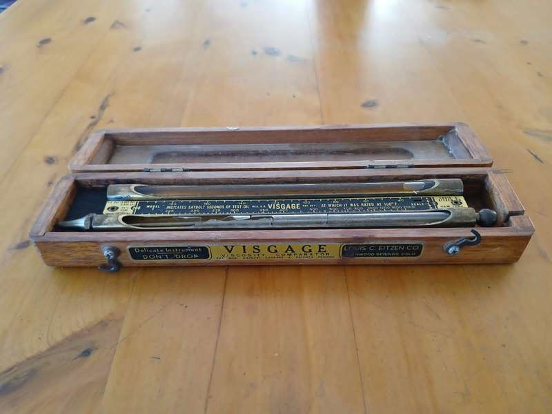 VINTAGE Visgage Oil Viscosity Gauge Model 2 In Wooden Case Louis C. Eitzen Co