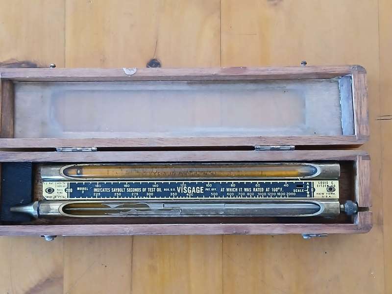VINTAGE Visgage Oil Viscosity Gauge Model 2 In Wooden Case Louis C. Eitzen Co