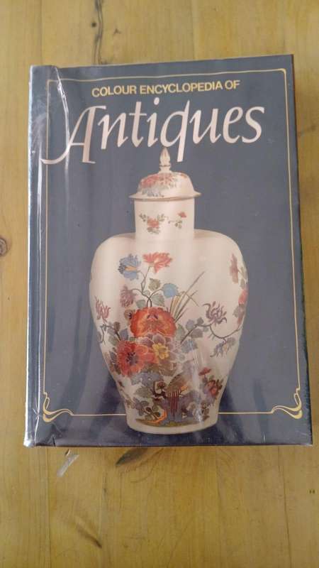 Colour Encyclopaedia of Antiques