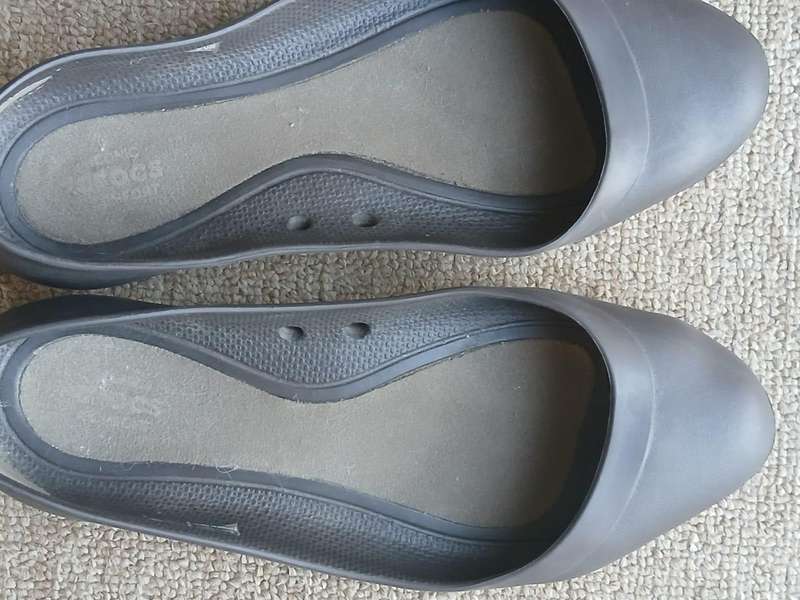 Crocs Iconic Comfort Women's Grey Flats Shoes Size US 6
