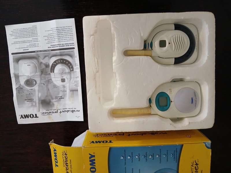 Tomy Walkabout Premier Digital Portable Baby Monitor