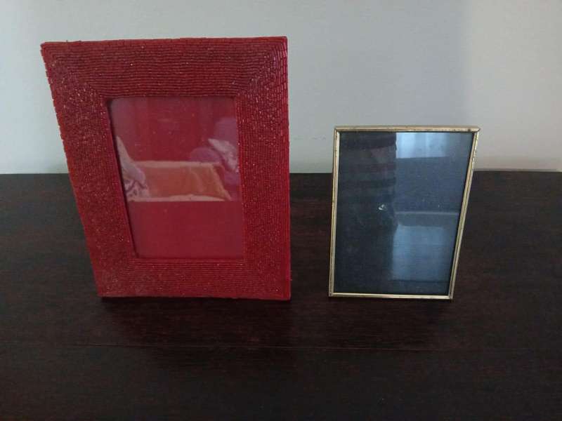 VINTAGE Picture Frames × 2