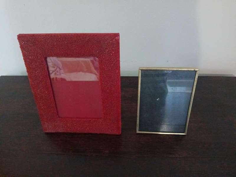 VINTAGE Picture Frames × 2