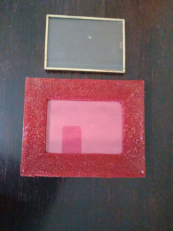 VINTAGE Picture Frames × 2
