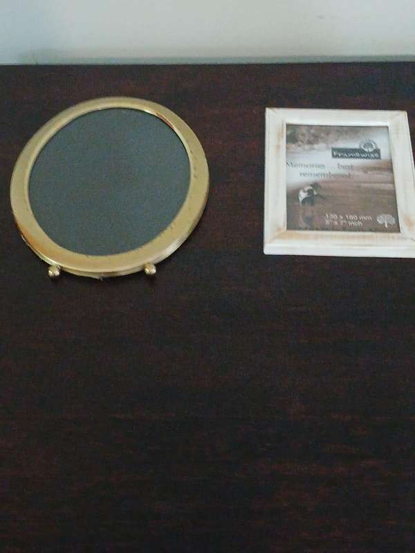 VINTAGE Oval Gold Brass Picture Frame + Wooden Picture Frame