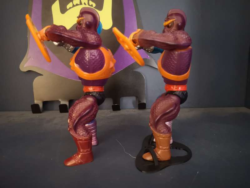 RARE Two Bad complete (round back variant), vintage MOTU / He-man action figure