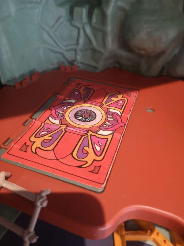 Castle Grayskull near complete playset, vintage He-man / Masters of the Universe (MOTU)
