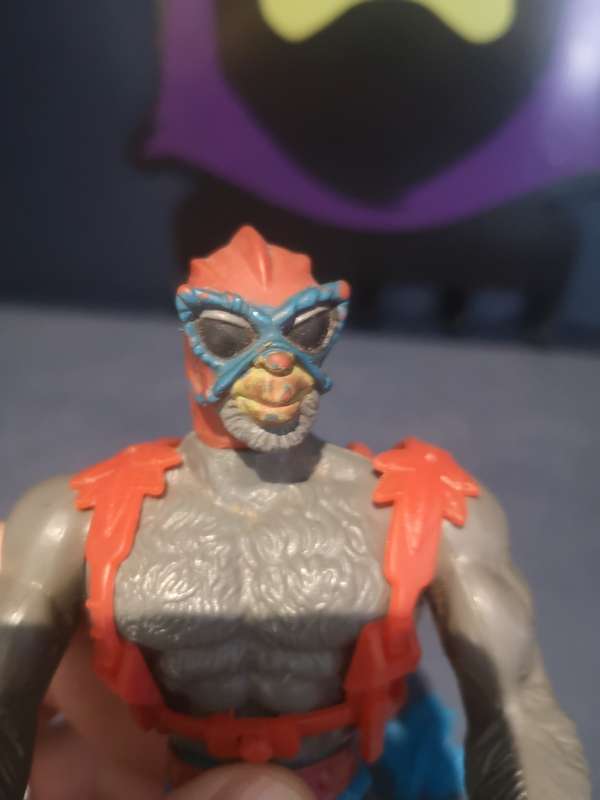 Stratos complete (w/ broken wings), vintage MOTU / He-man action figure