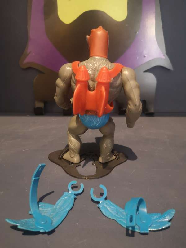 Stratos complete (w/ broken wings), vintage MOTU / He-man action figure