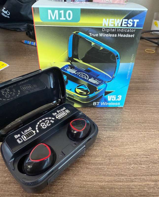 M10 Andriod & IOS TWS Wireless Headset with built-in PowerBank
