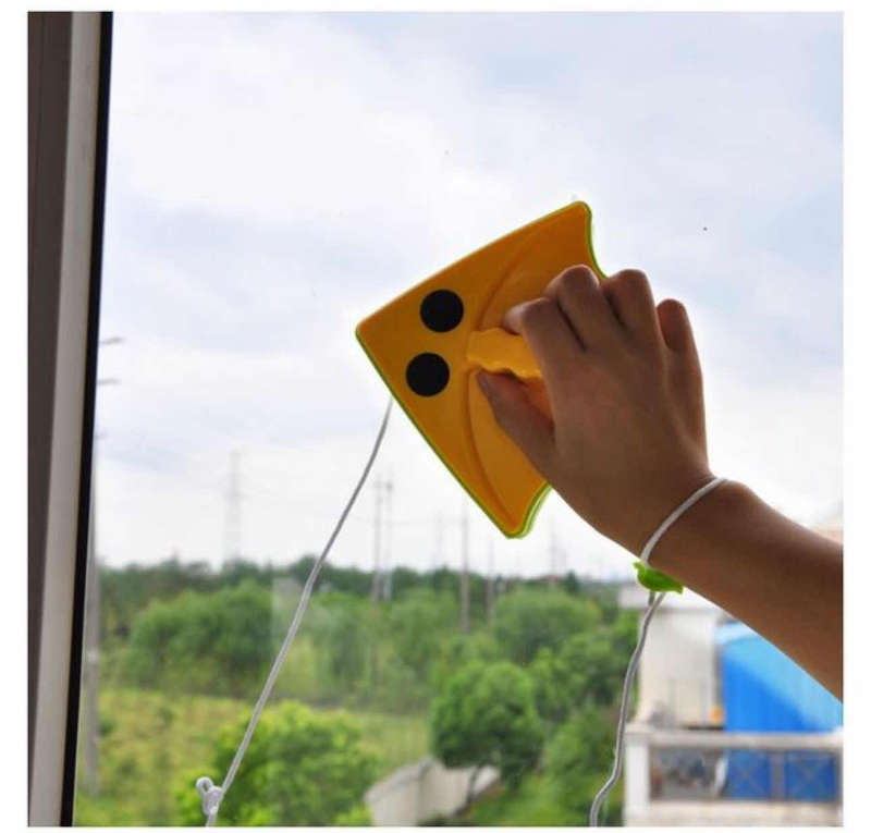 Double-Sided Yellow Glass Cleaner