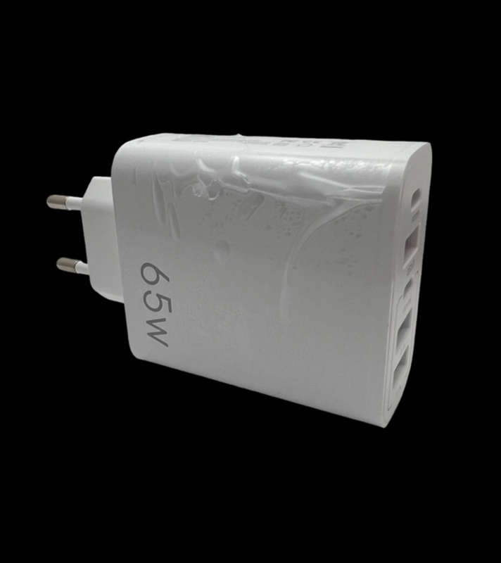 65W Fast Charger Adepter - 3USB+2PD
