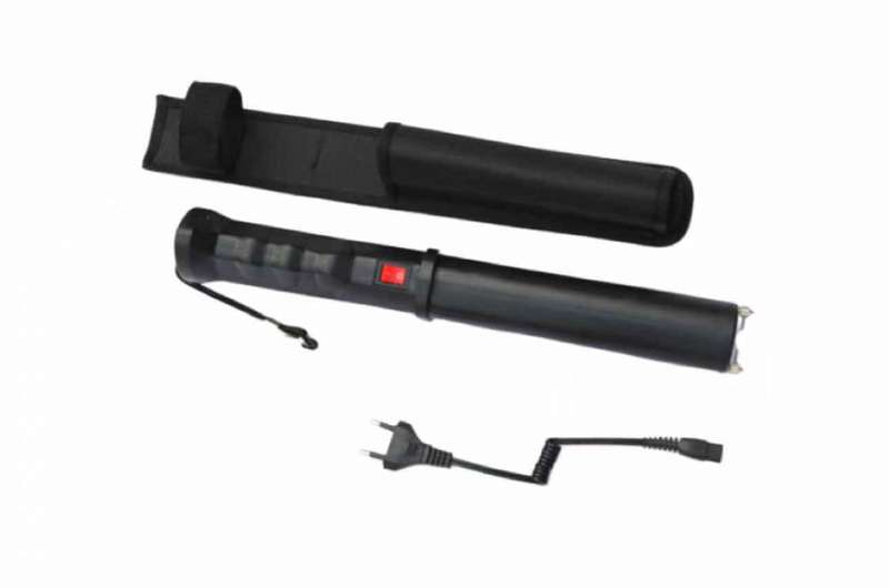809 Self defense stun gun with flashlight