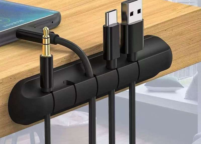 cable organizer /4 slot desktop cable Clip-black-white