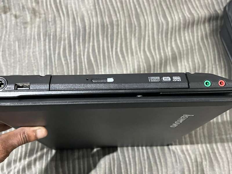 Lenovo G560 i3 Laptop ( Please Read)