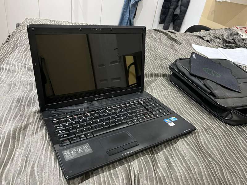 Lenovo G560 i3 Laptop ( Please Read)
