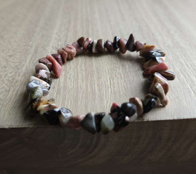Rhodochrosite Chip Bracelet - 6-10cm chip size
