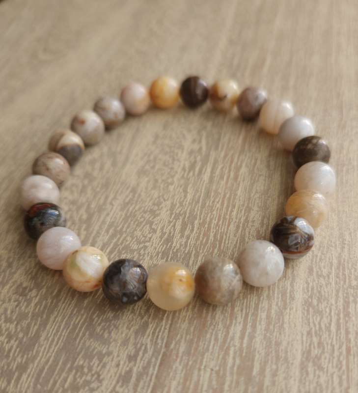 Bamboo Leaf Agate Bracelet - 8mm