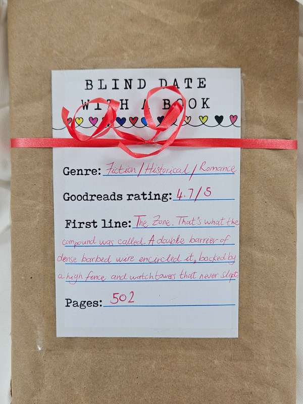 BLIND DATE WITH A BOOK - Fiction/Historical/Romance
