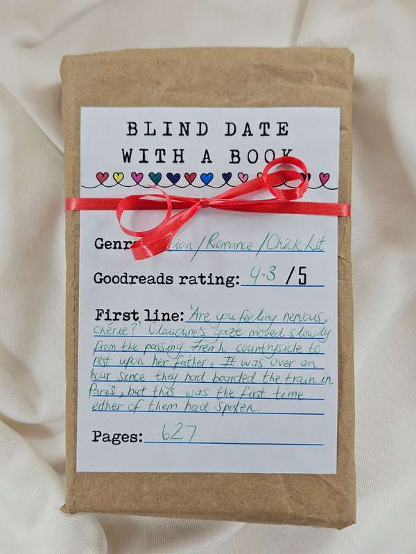 BLIND DATE WITH A BOOK - Fiction/Romance/Chick Lit