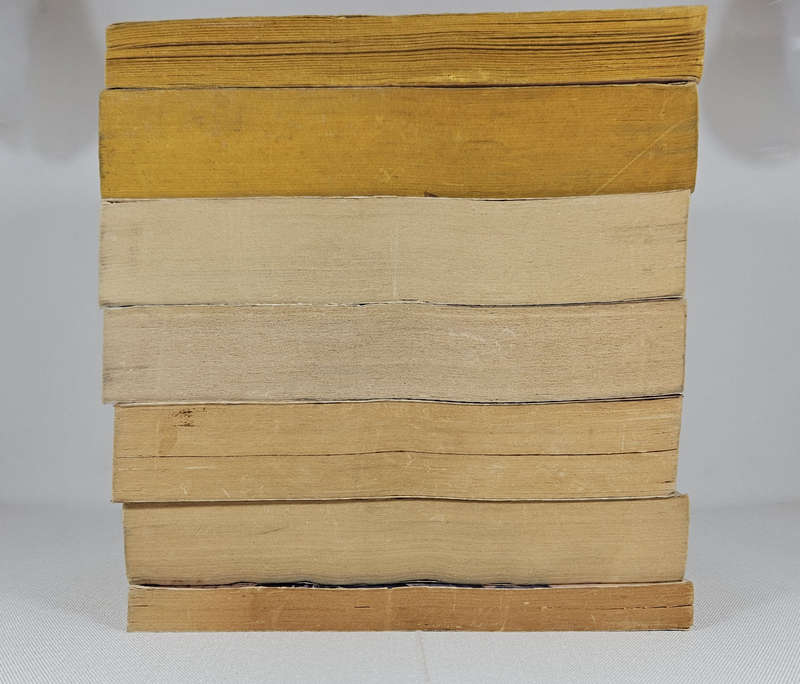 BOOK BUNDLE: 7x Romance Novels 70s / 80s / 90s (Less than perfect condition)