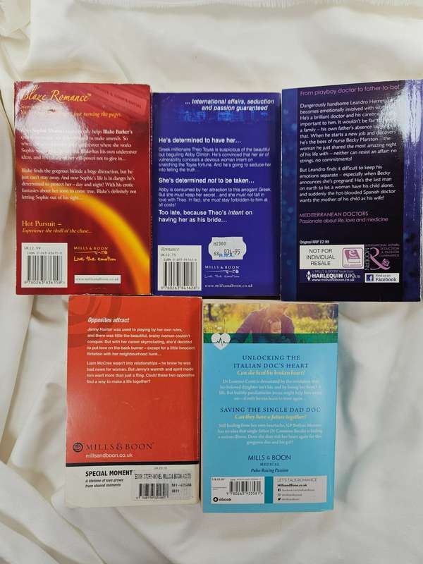 BOOK BUNDLE: 6x Mills & Boon Blaze, Modern, Special Moments, Medical (2-in-1)