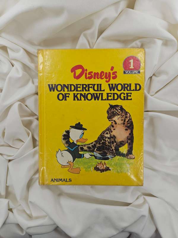 Disney's Wonderful World of Knowledge: Animals (Book 1) - Hardback