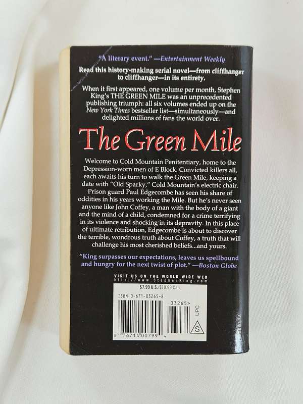 The Green Mile: The Complete Serial Novel by Stephen King - Paperback