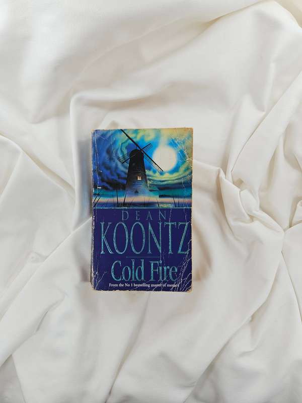 Cold Fire by Dean Koontz - Paperback