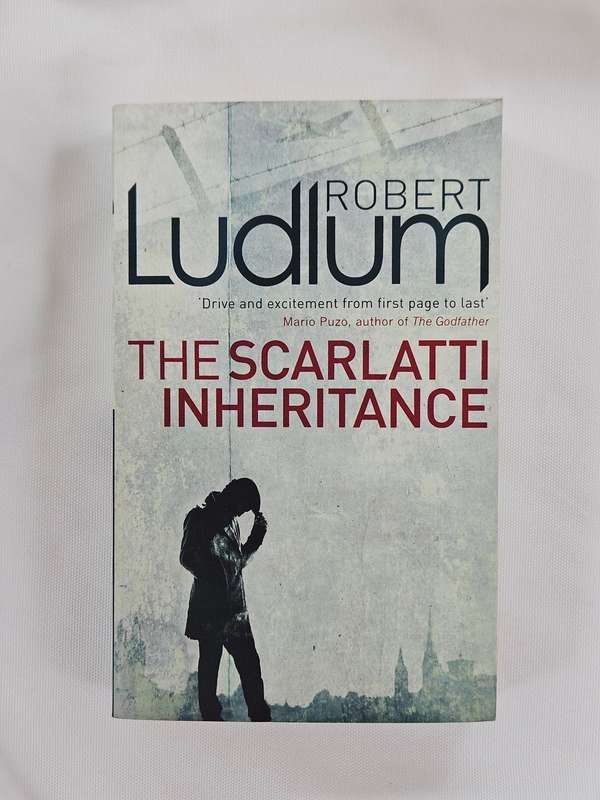 The Scarlatti Inheritance by Robert Ludlum - Paperback