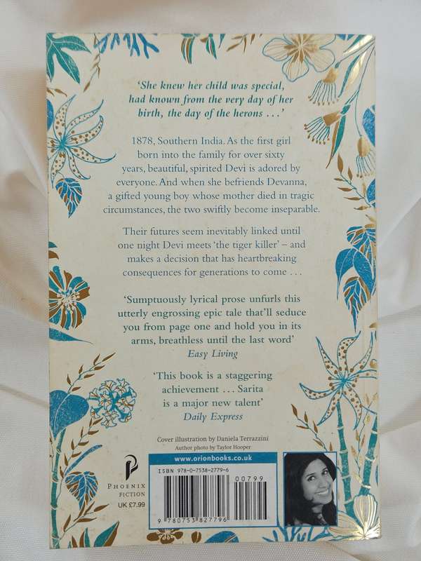 Tiger Hills by Sarita Mandanna - Paperback