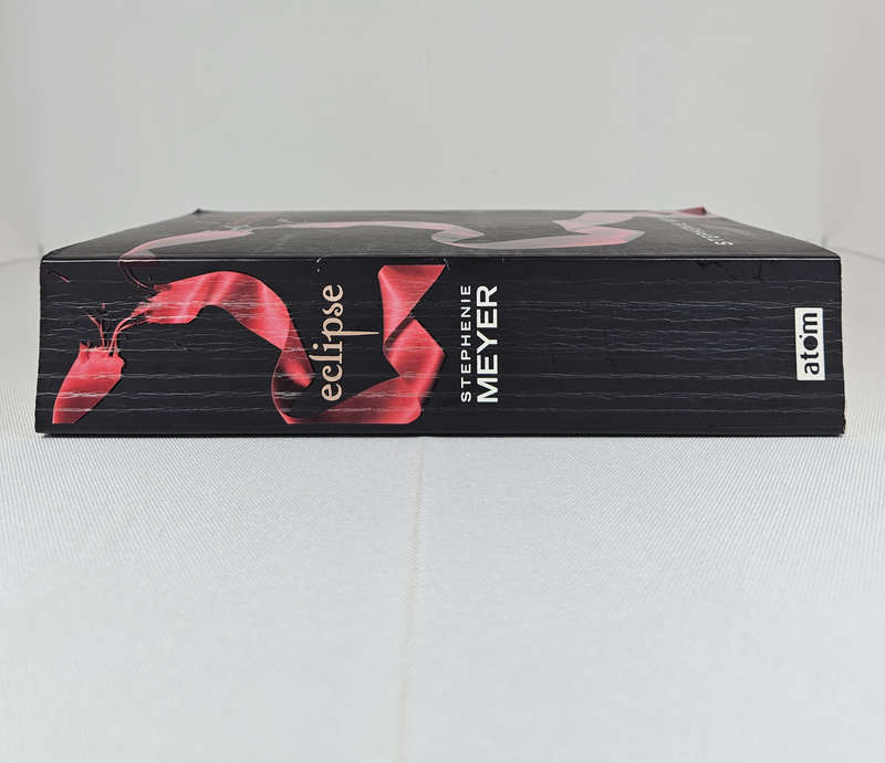 Eclipse by Stephenie Meyer - Paperback