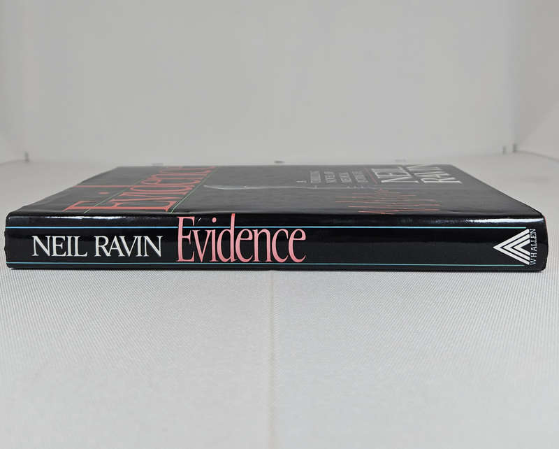 Evidence by Neil Ravin - Hardback