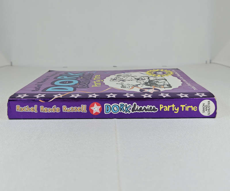 Dork Diaries: Party Time by Rachel Reneé Russell - Paperback