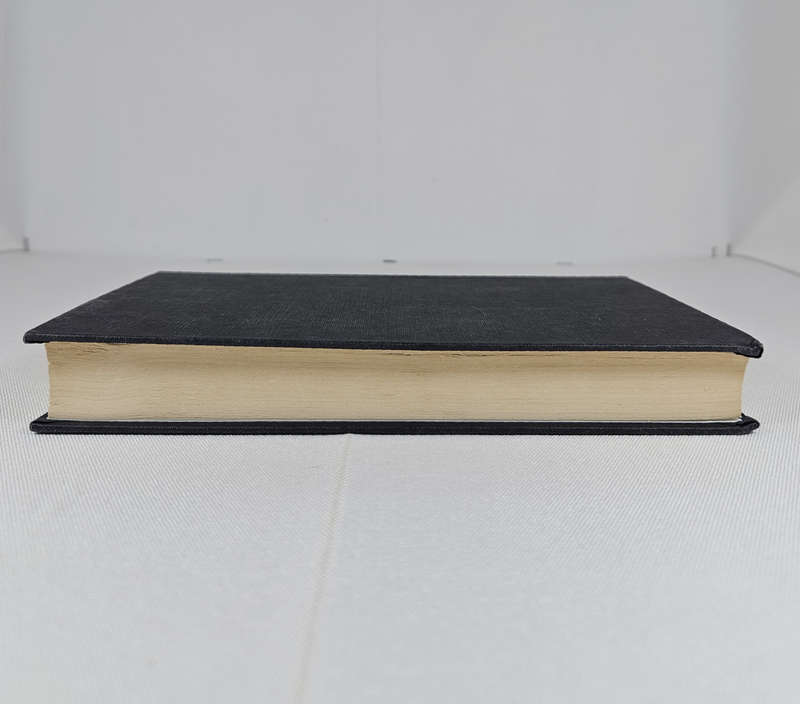 Legacy by Danielle Steel - Hardback