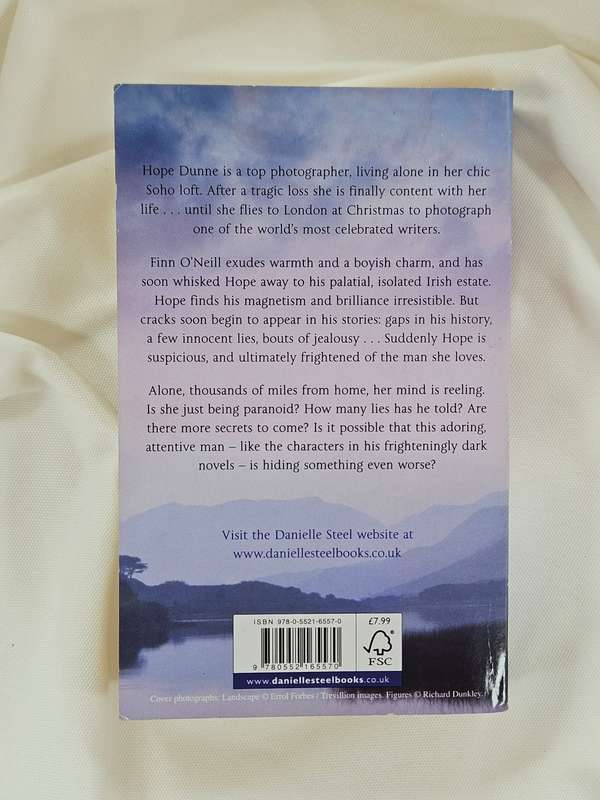 Matters of the Heart by Danielle Steel - Paperback