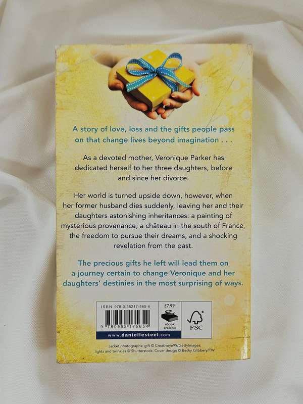 Precious Gifts by Danielle Steel - Paperback