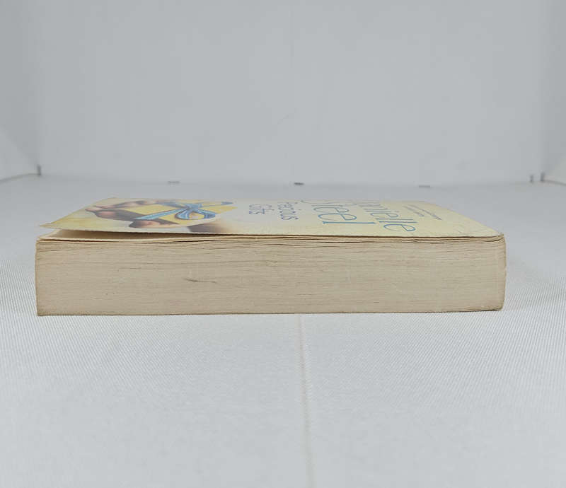 Precious Gifts by Danielle Steel - Paperback