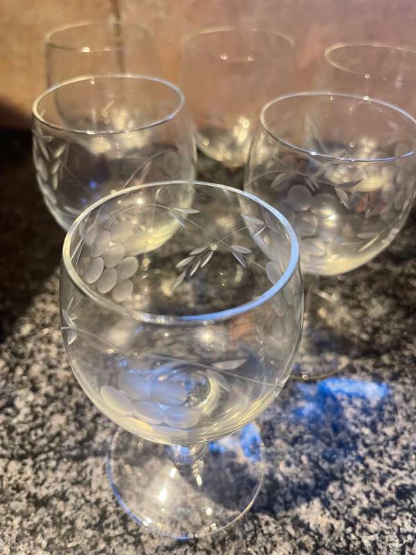 Glasses grape etched x6