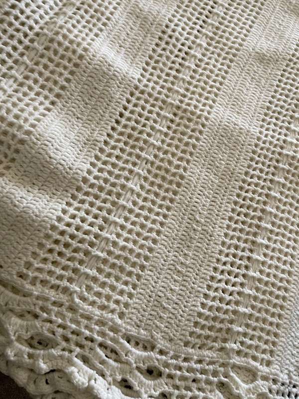 Curtain crochet