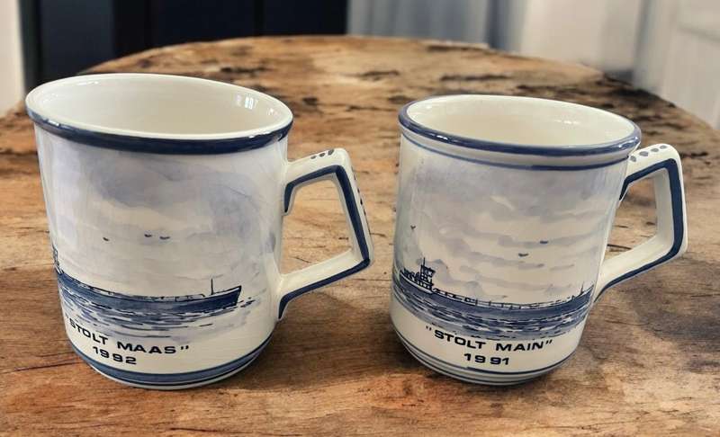 Coffee/tea mugs Delft each