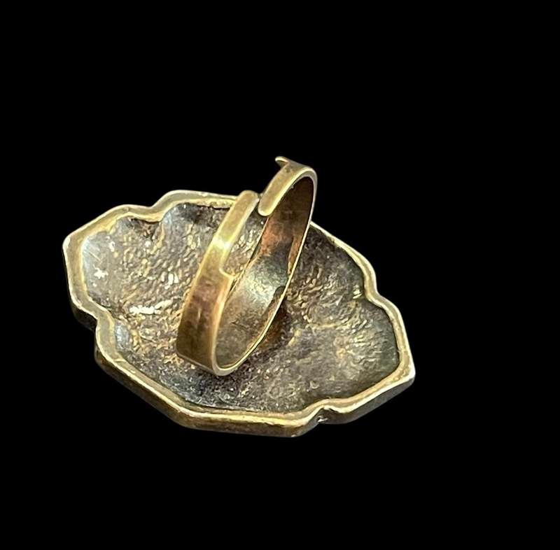 Ring enameled costume