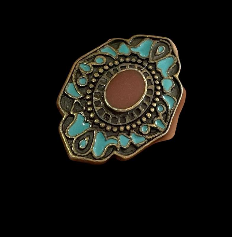 Ring enameled costume