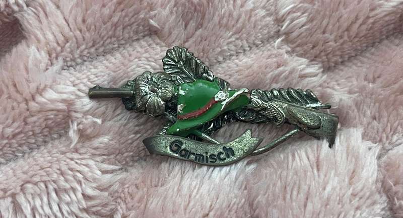 Brooch vintage Germany