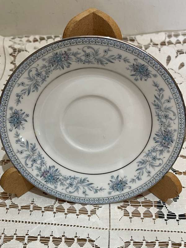 Saucer Noritake Blue Hill each
